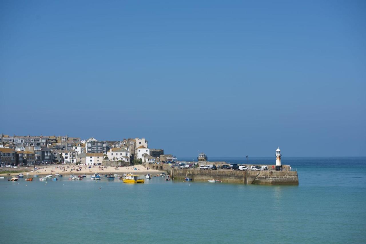 Shearwater View, 7 Rosemorran, St Ives Villa Exterior photo